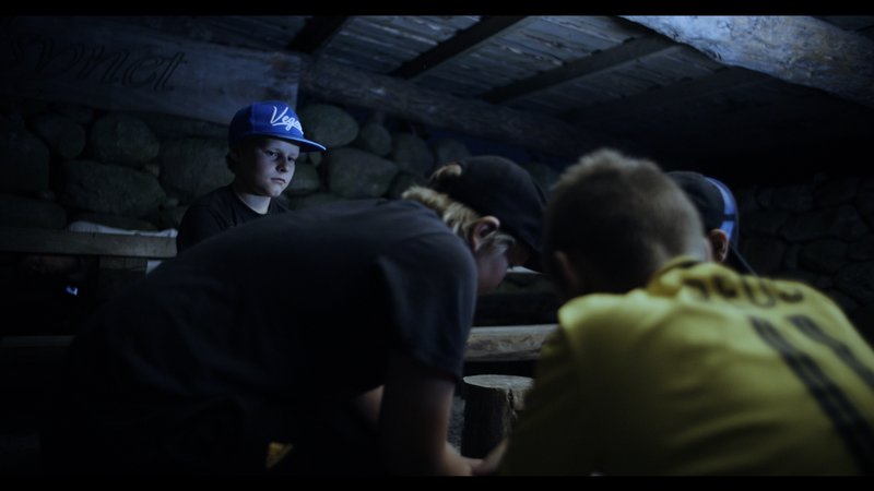 Gruppe med gutter