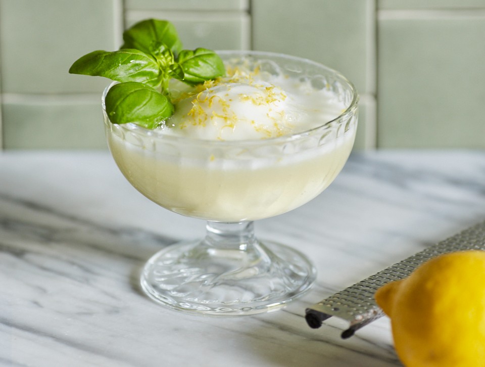 Sorbet float mocktail