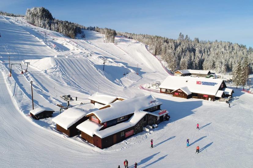 Oversiktsbilde over Kongsberg Skisenter