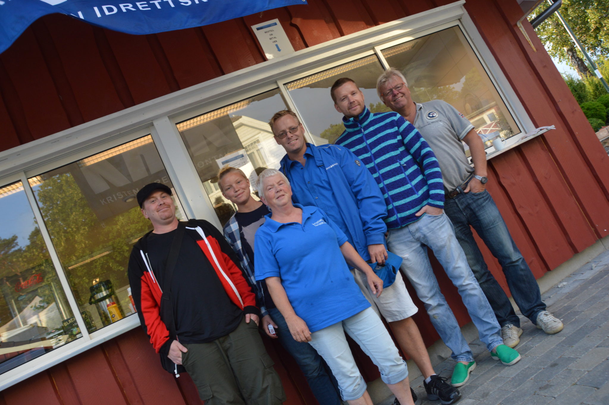 En glad gjeng klar til å gå i gang: Espen, Caroline, Cato Wiig, Ronnie Jacobsen og Arvid Solheim.