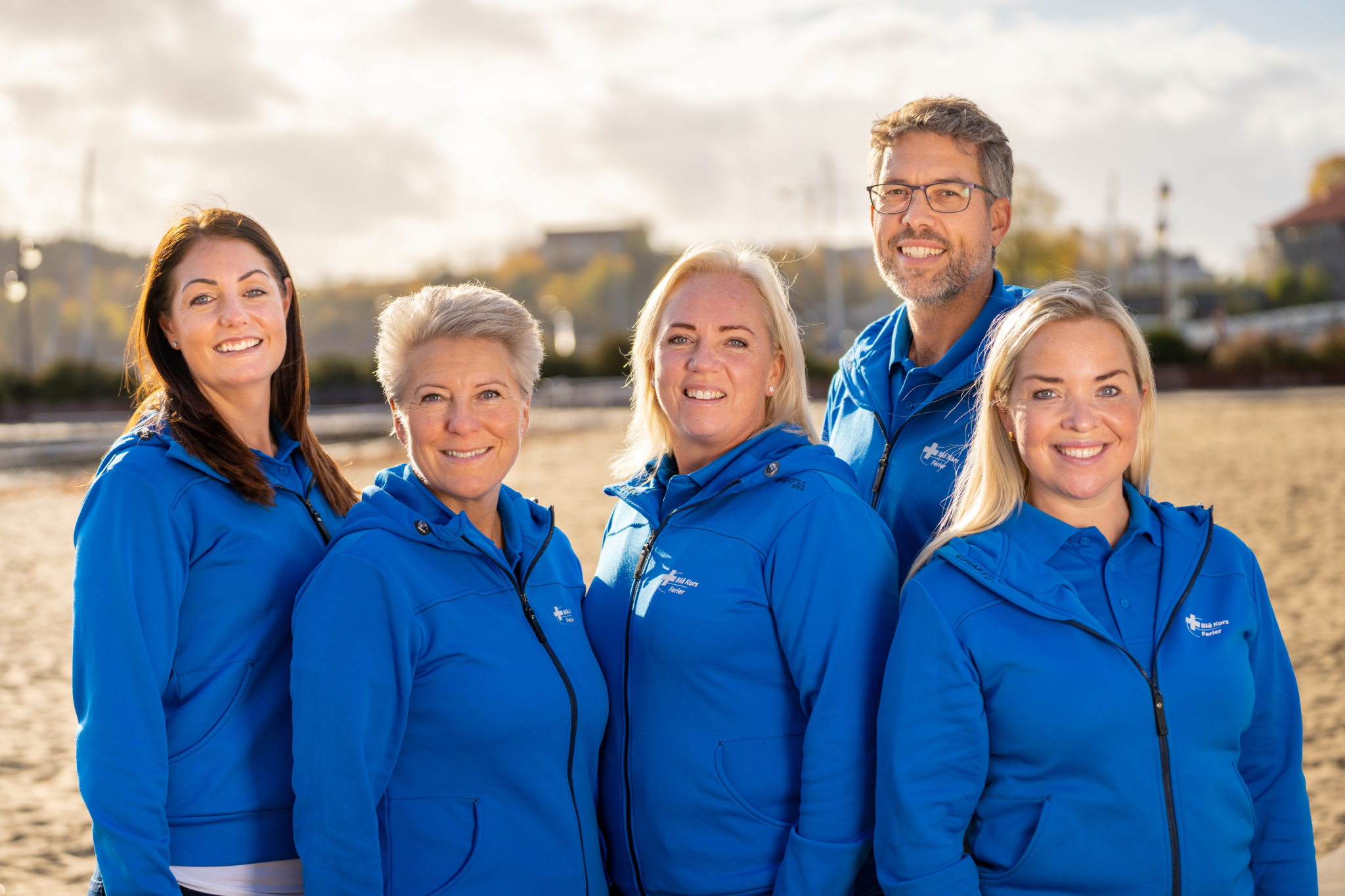 Synnøve Roland (t.v.), Wenche Tønnessen, Carina Klungland, Stig Rune Skaran og Stine Hermansen Bomann