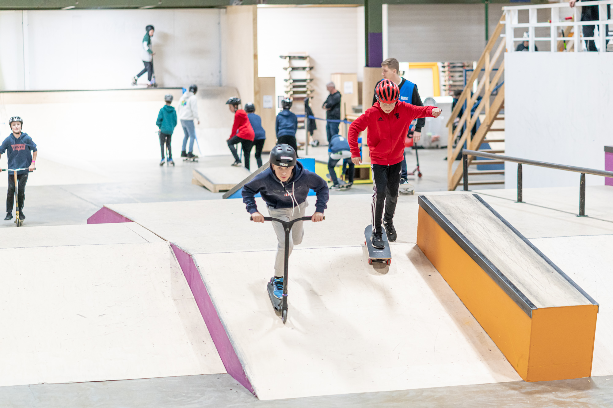 Drop-in hall for skateboard, scoot m.m.