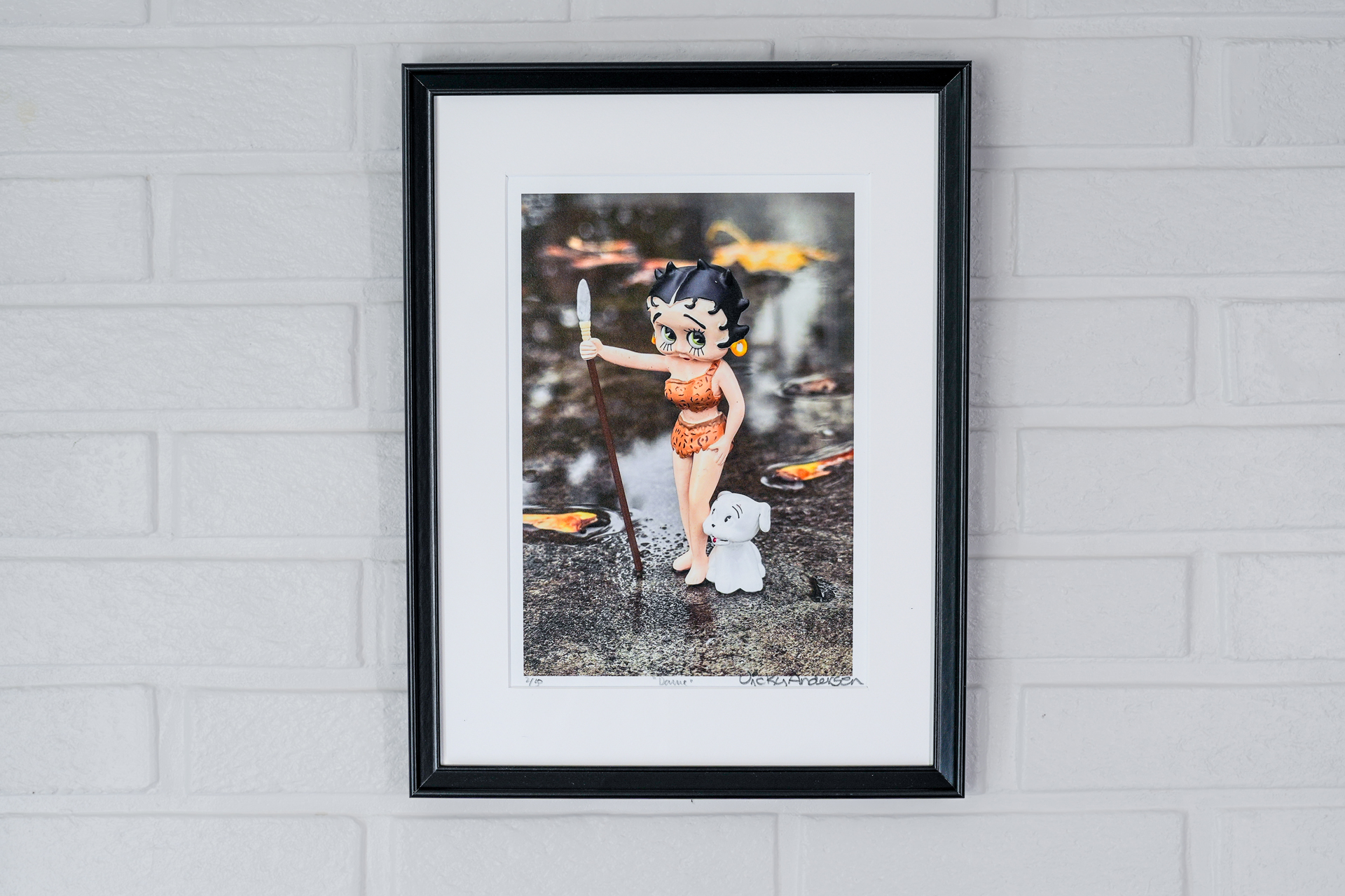 Fotokunst til inntekt for Blå Kors