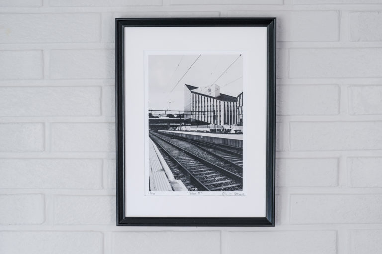 Fotokunst til inntekt for Blå Kors