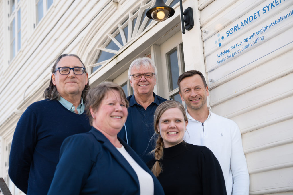 Geir Ove Høgdal, Gro Anita Kaasa Poulsen, Arvid Solheim, Kirsti Hobbesland Brandsvoll og Eskil Stenhaug