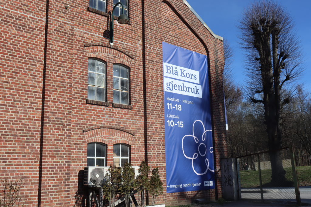 Blå Kors gjenbruk i Mølla på Grim.