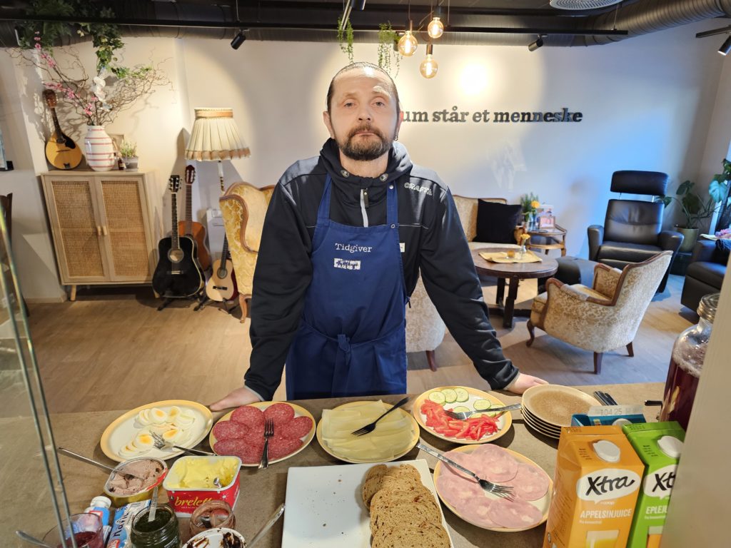 Frode Rasmussen er tidgiver på Blå Kors gatenært.