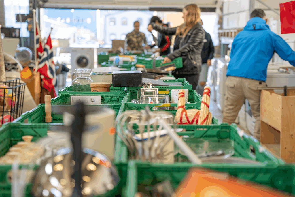 Det var folksomt hele dagen under åpningen