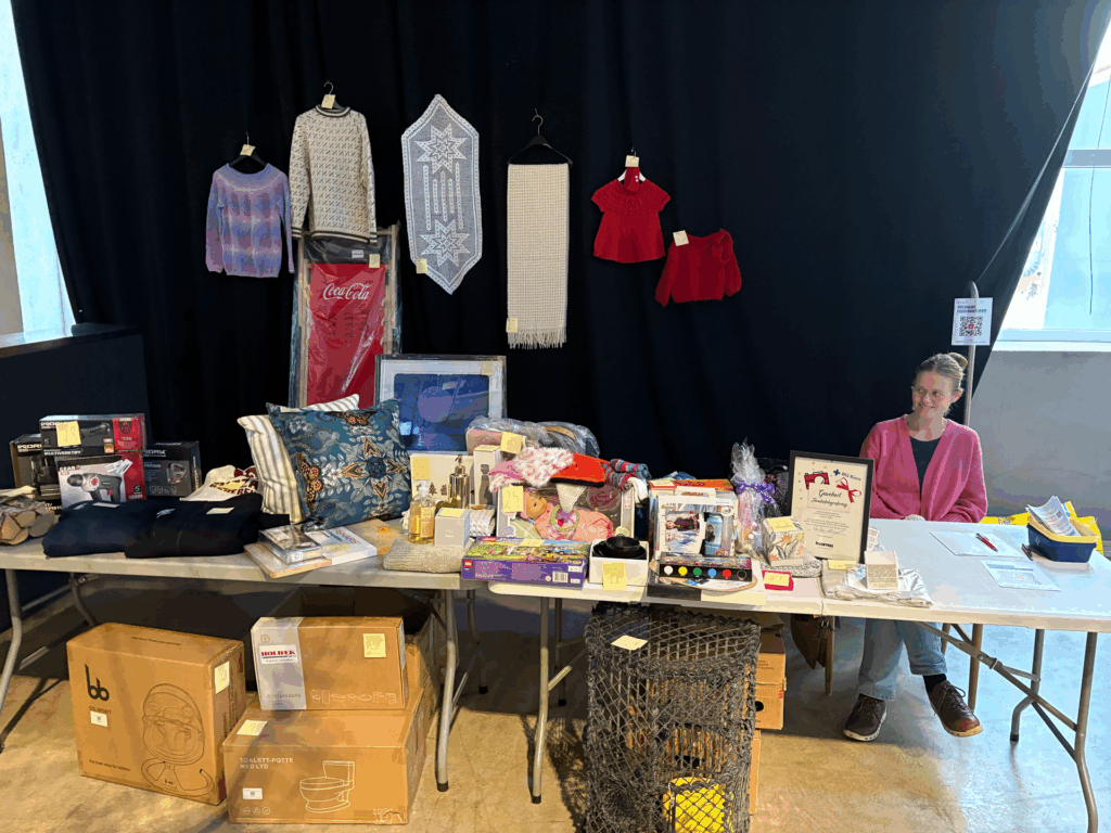 Velfylte gevinstbord.