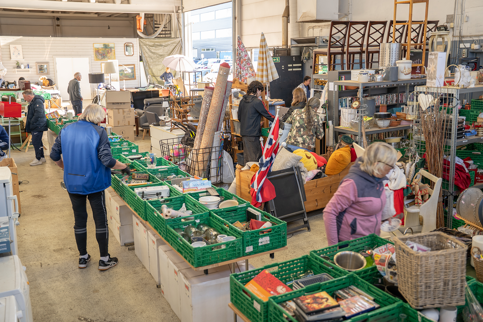 Stort utvalg av store og små gjenbruksvarer