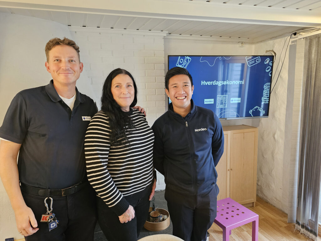 Kyrre Rydsaa Midtbø, Cathrine Kristensen, Johnny Vu